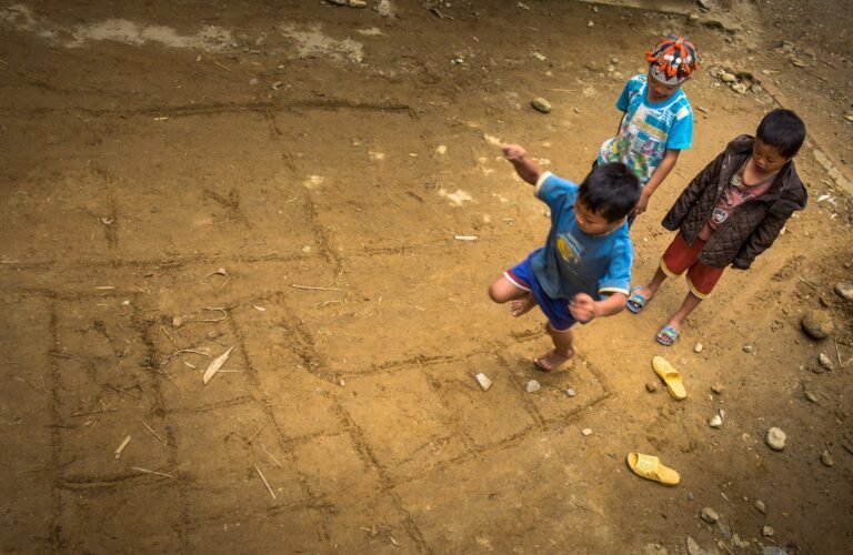 Vietnamese kids playing hopscotch