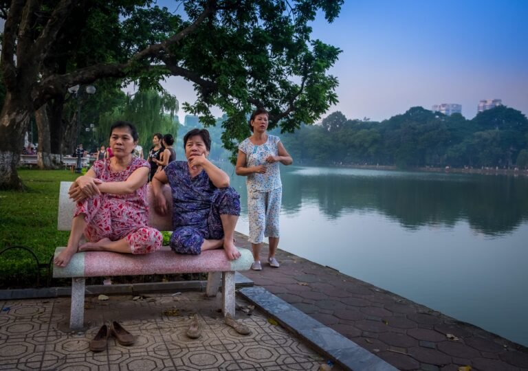 Morning in Hoan Kiem Lake