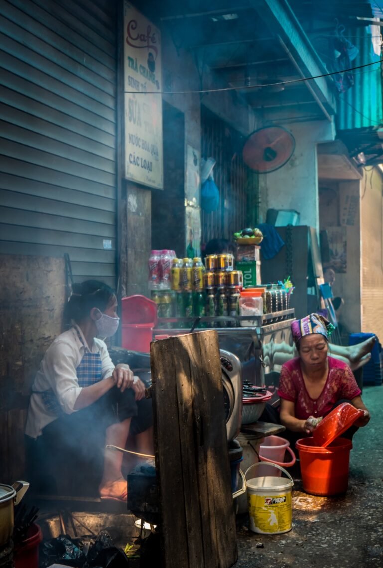 Food Seller in Hanoi
